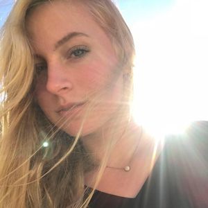 Meet your Posher, Izzy